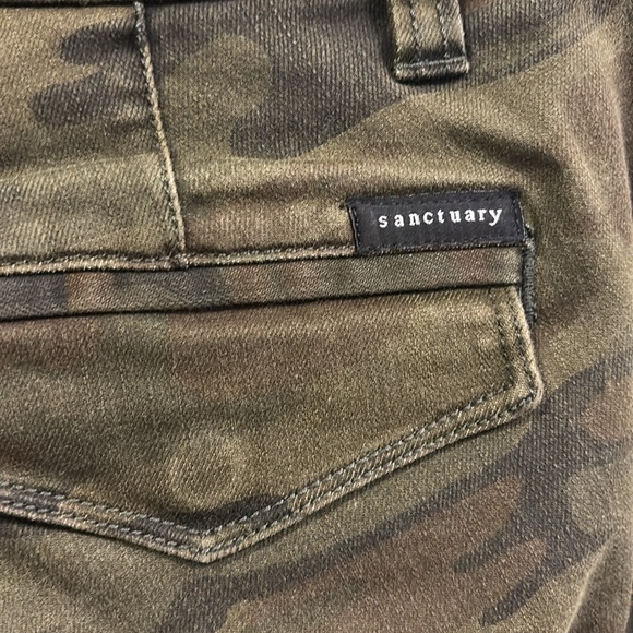 Sanctuary cameo pants. Zip at ankles size 27 - Picture 3 of 5